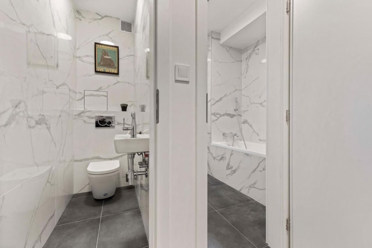 ברטיסלאבה 2 Bedroom Apt Steps To Nivy Station מראה חיצוני תמונה